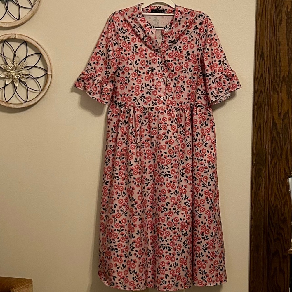 EMERY ROSE Women’s Pink Floral Dress, Size Medium